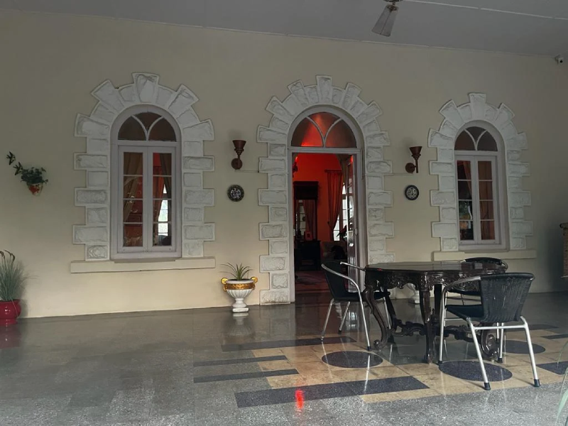 Orchard Palace