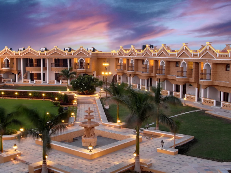 Khirasara Palace, Khirasar