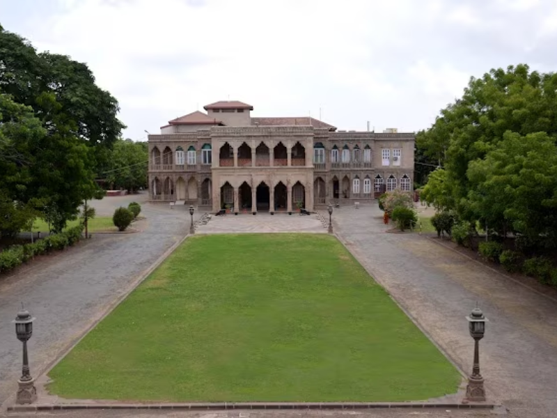 Nilambag Palace